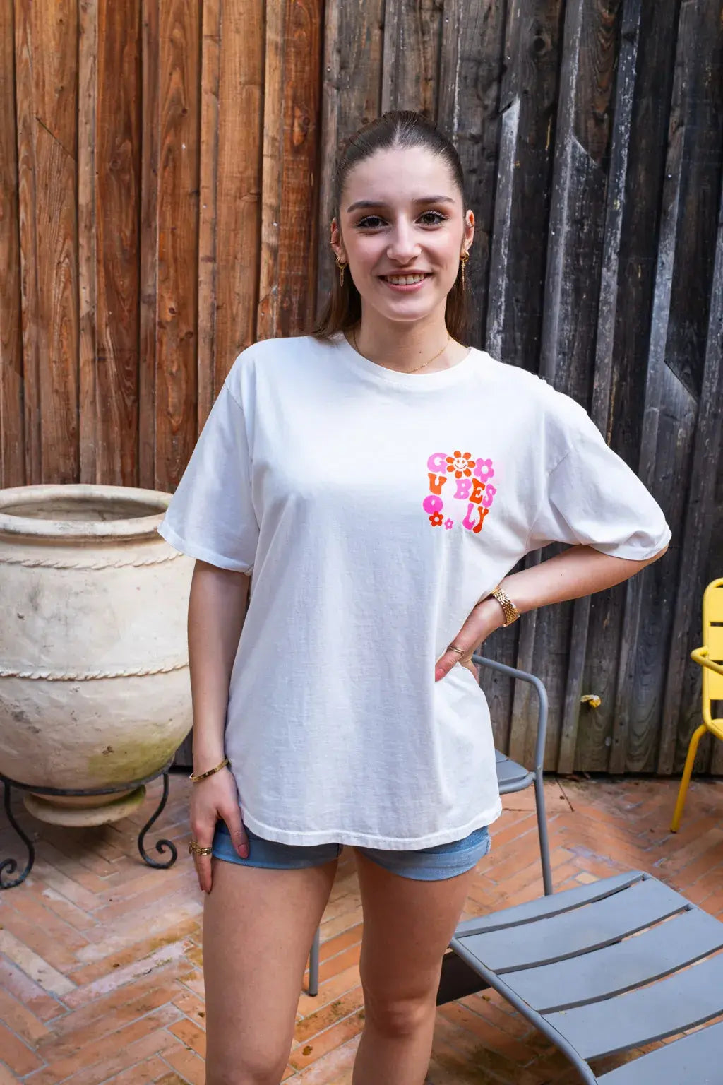 T-shirt Good Vibes blanc