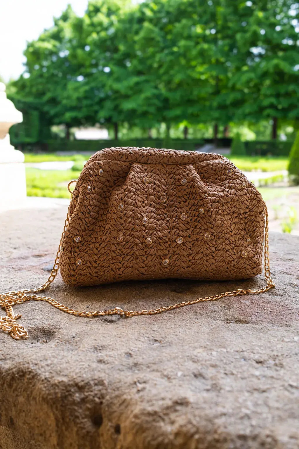 Pochette en fibre naturelle camel