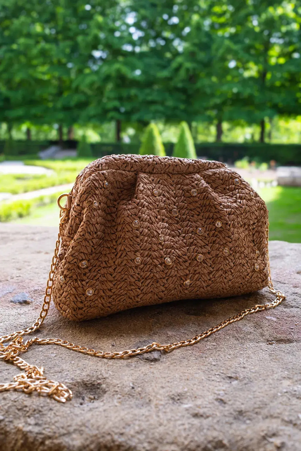 Pochette en fibre naturelle camel