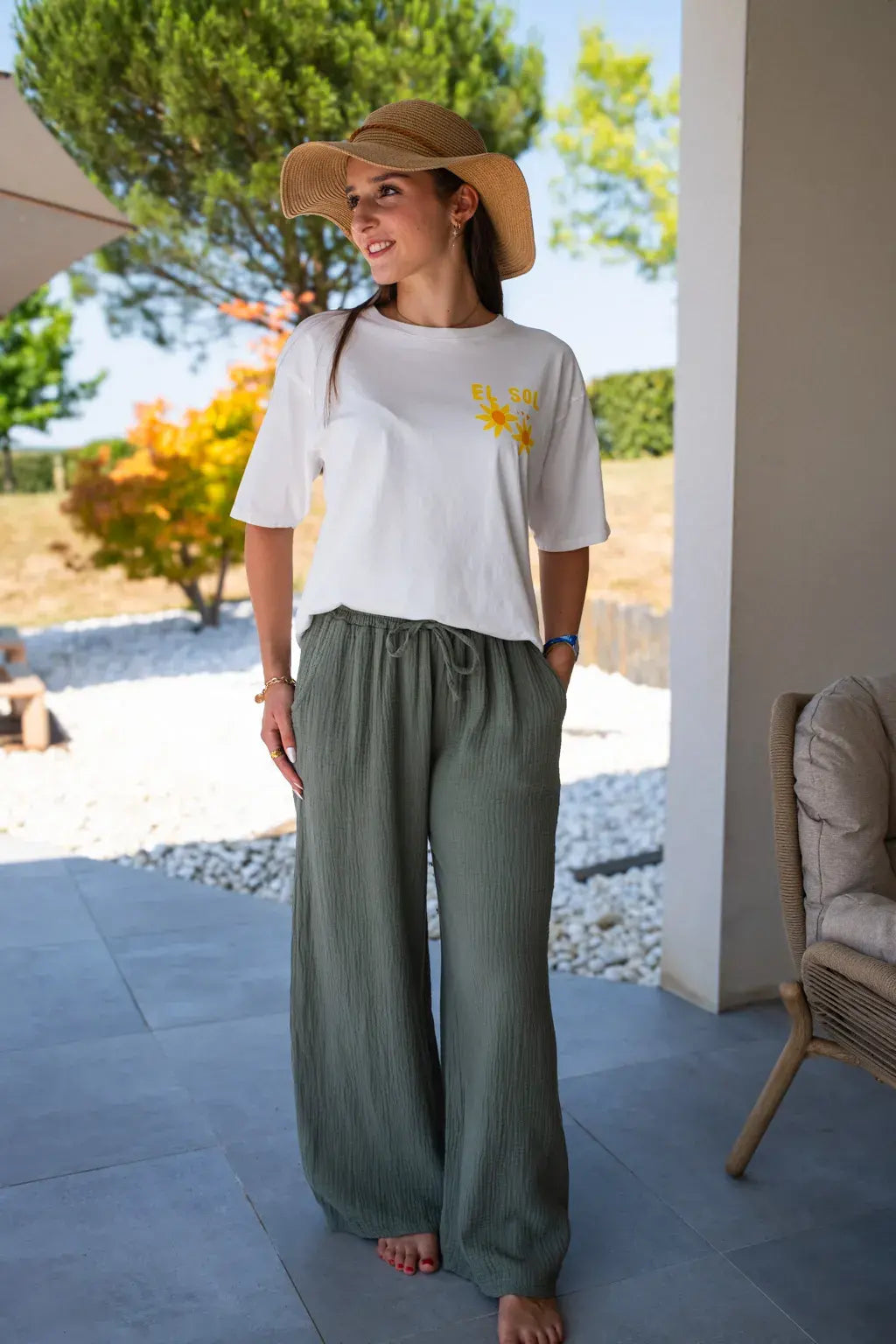 Pantalon Pola kaki