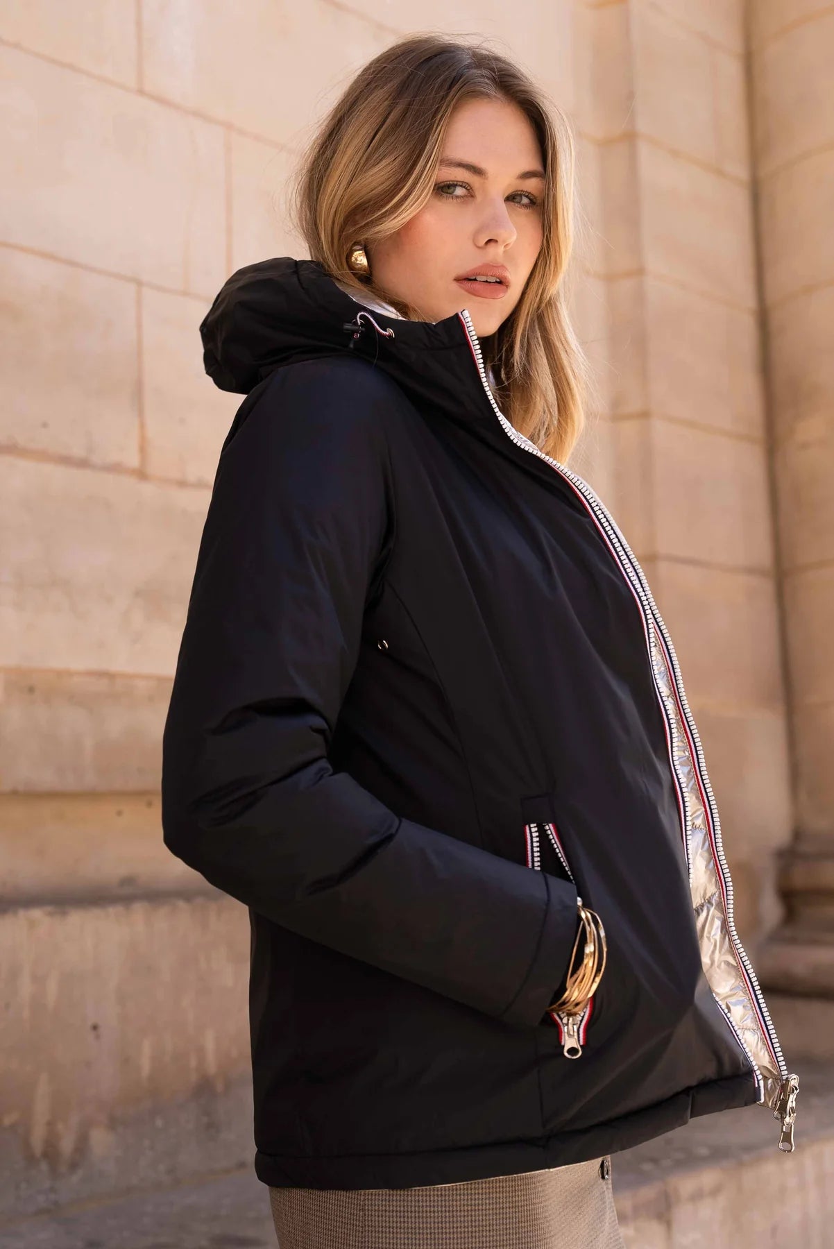 Doudoune réversible imperméable Laura Jo noire/dorée - Amélia courte