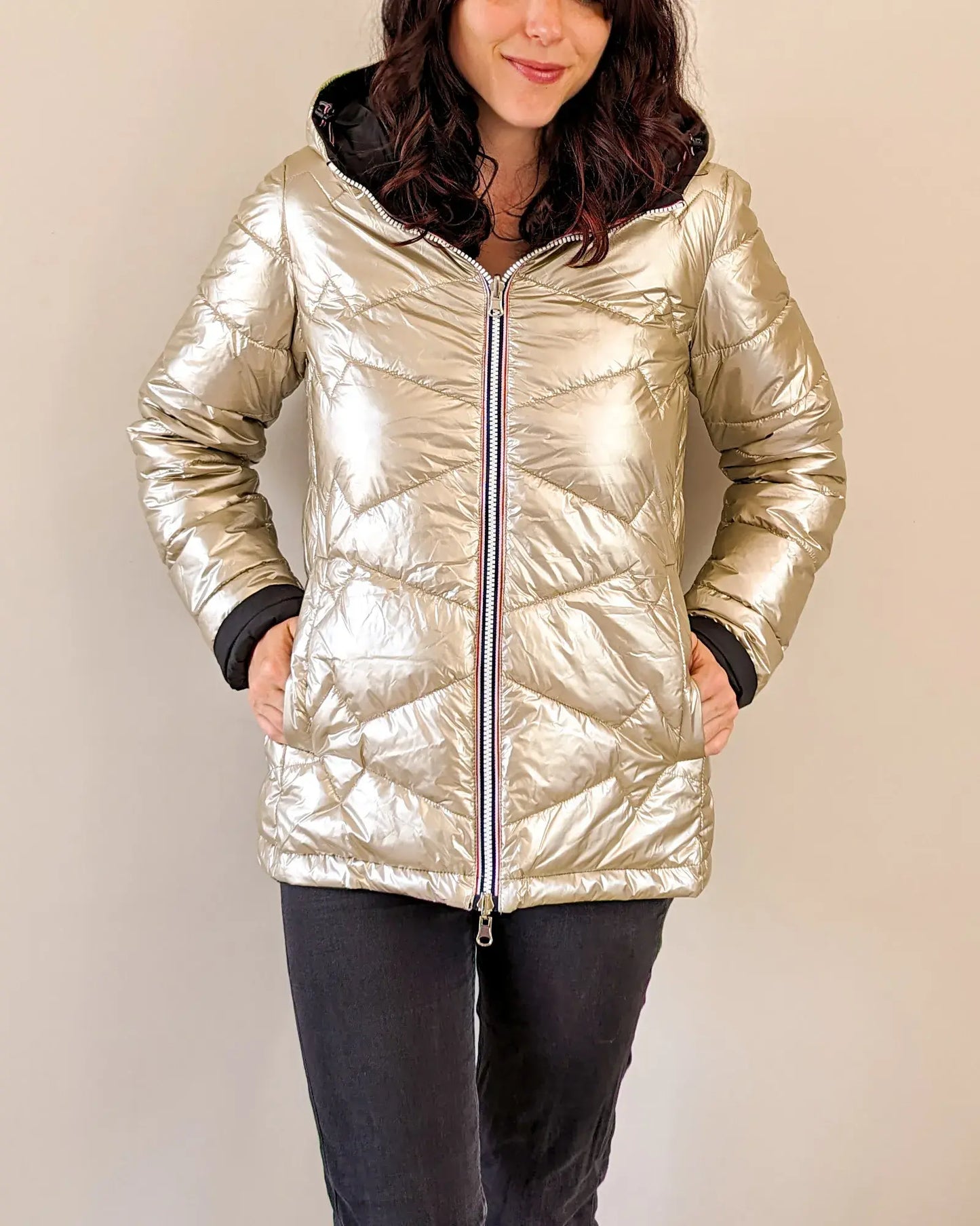 Doudoune réversible imperméable Laura Jo noire/dorée - Amélia courte