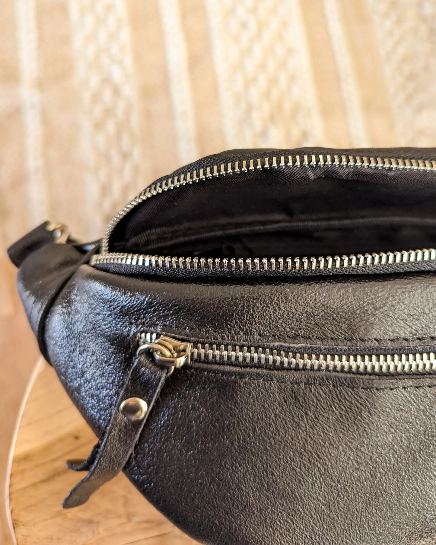 Sac banane en cuir - Chuck noir