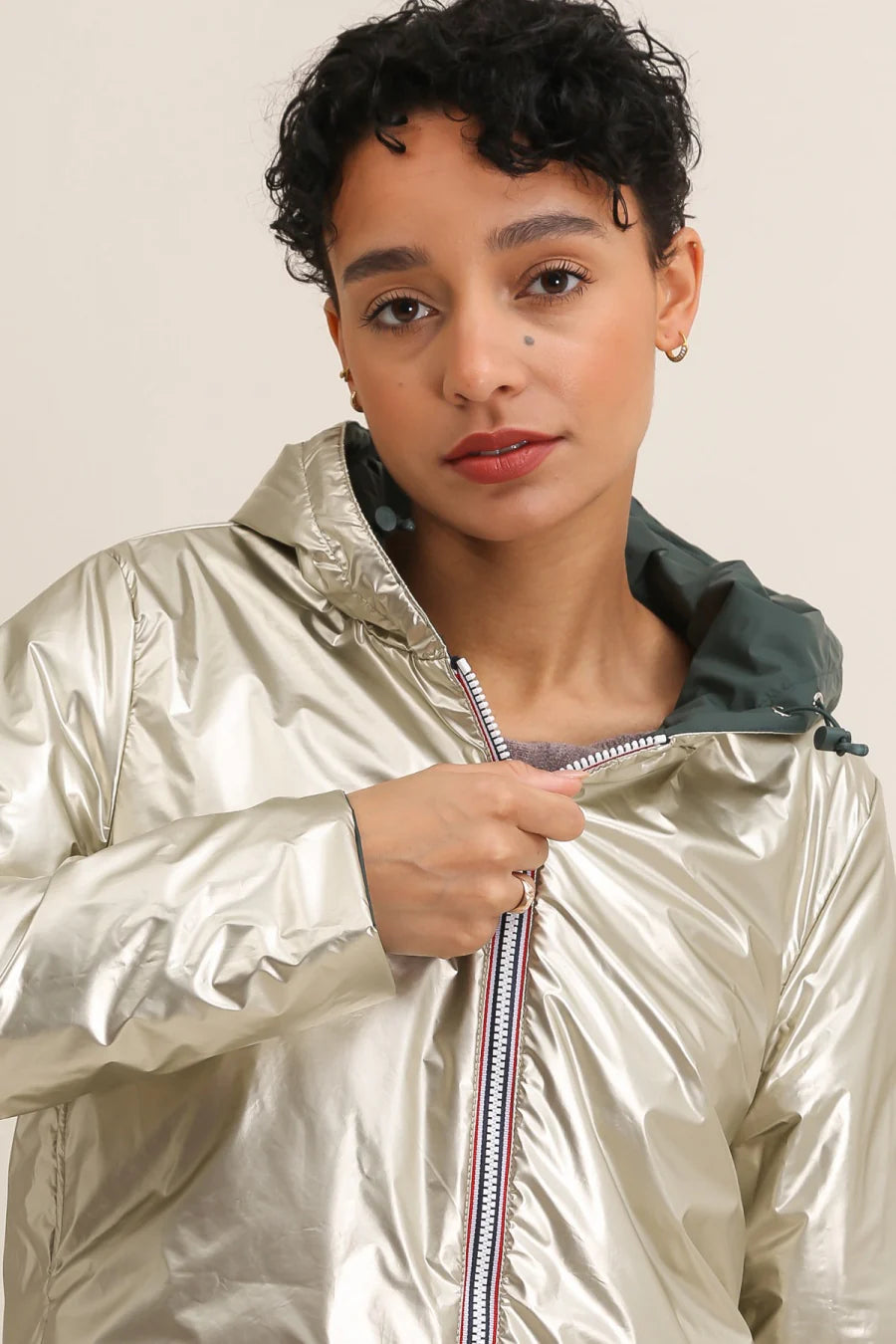 Imperméable rembourré mi-saison Laura Jo - Mandy long vert forêt/doré - DÉSTOCKAGE taille S