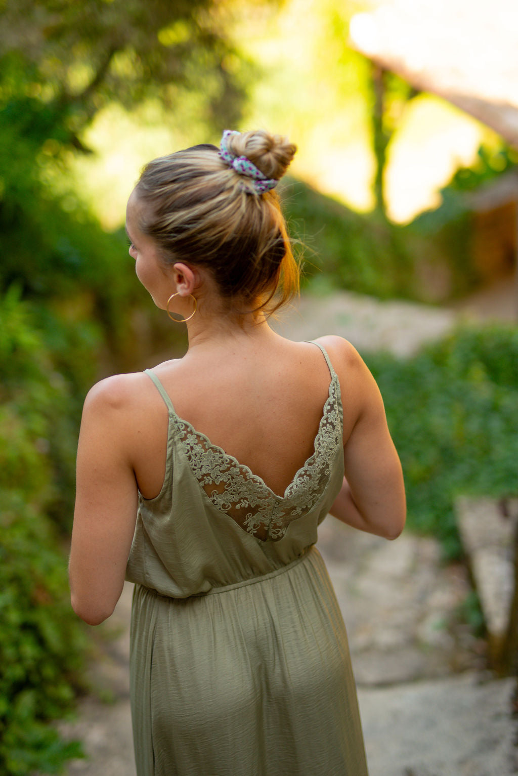 Robe Naomie kaki
