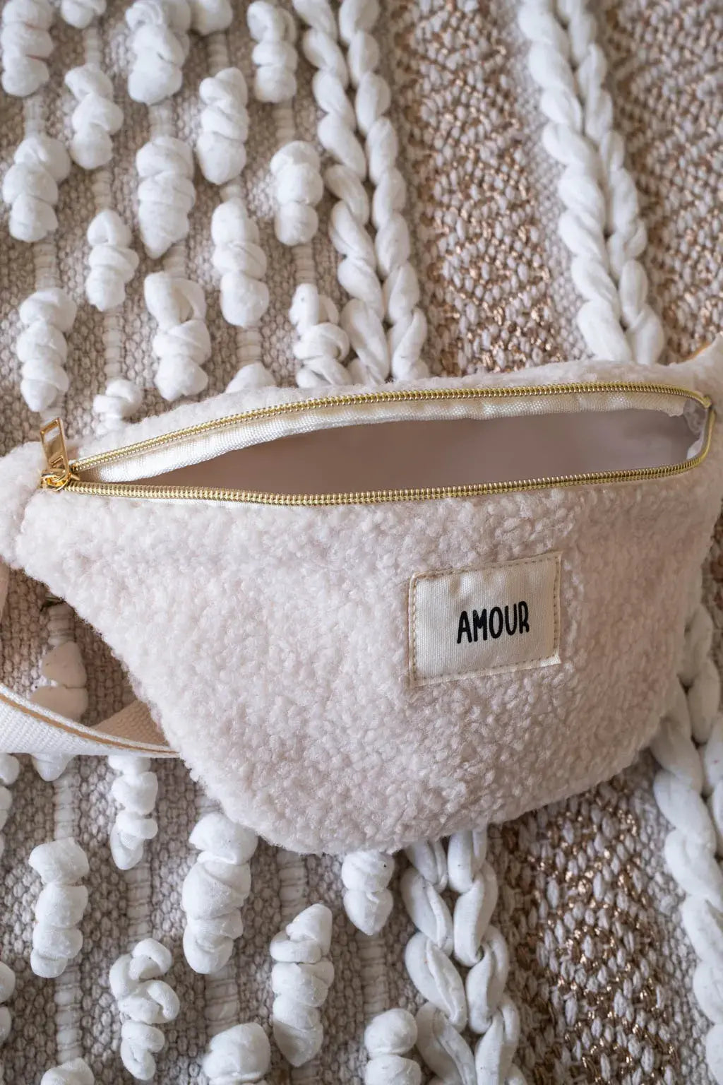 Sac banane Amour moumoute beige