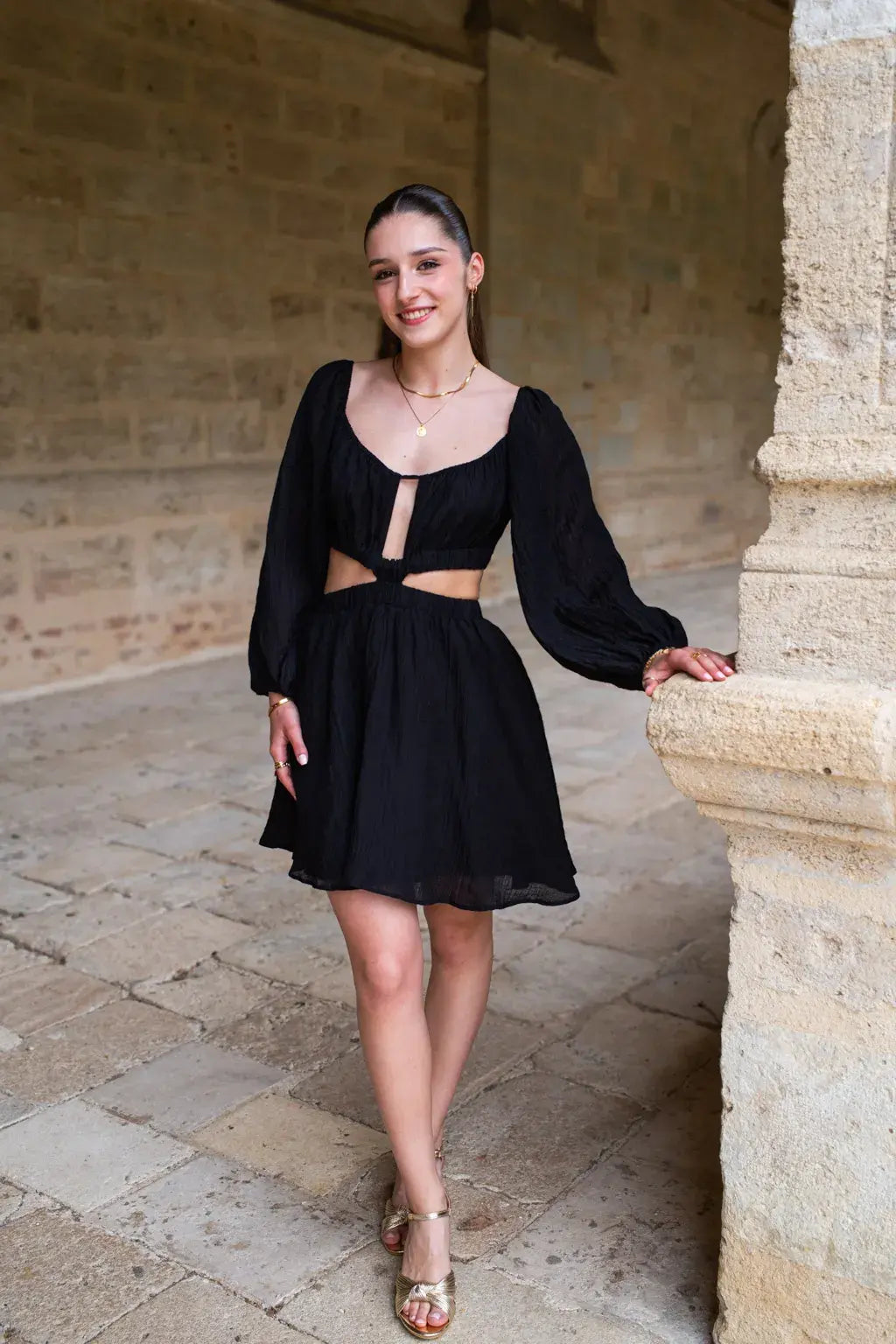 Robe Lucy