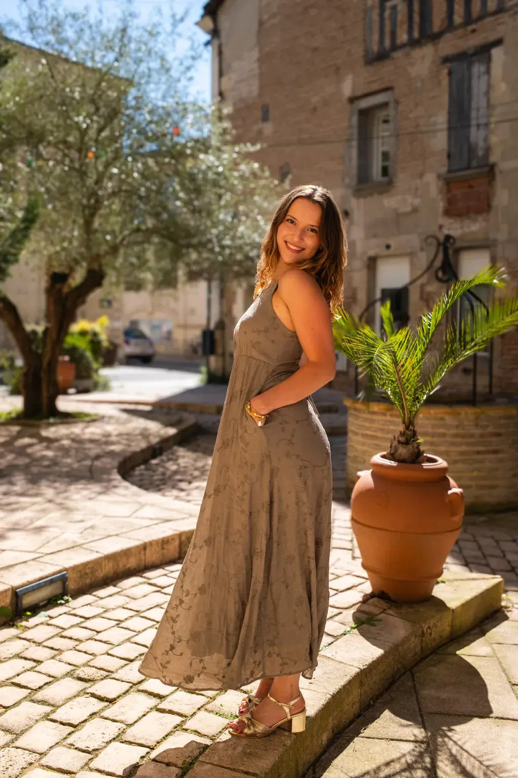 Robe Roma kaki