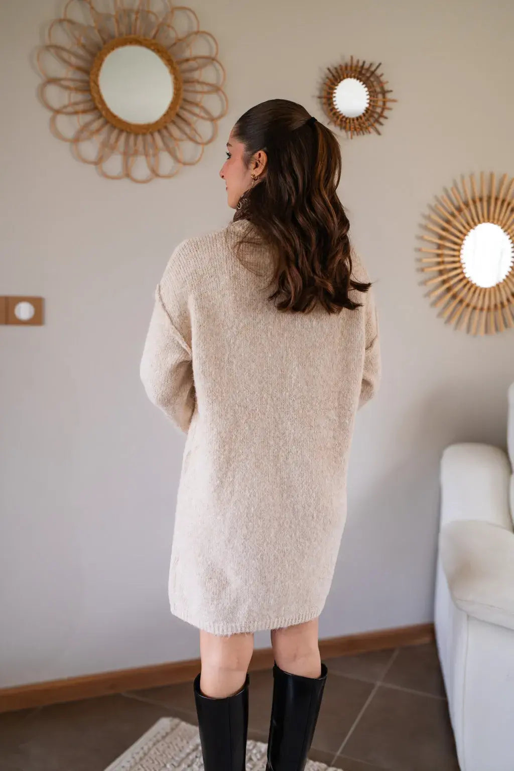 Robe pull Rachelle beige & son foulard