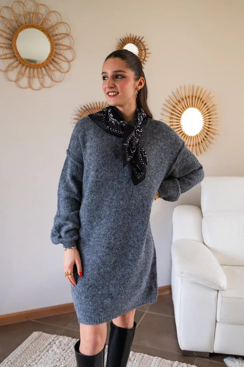 Robe pull Rachelle gris foncé & son foulard