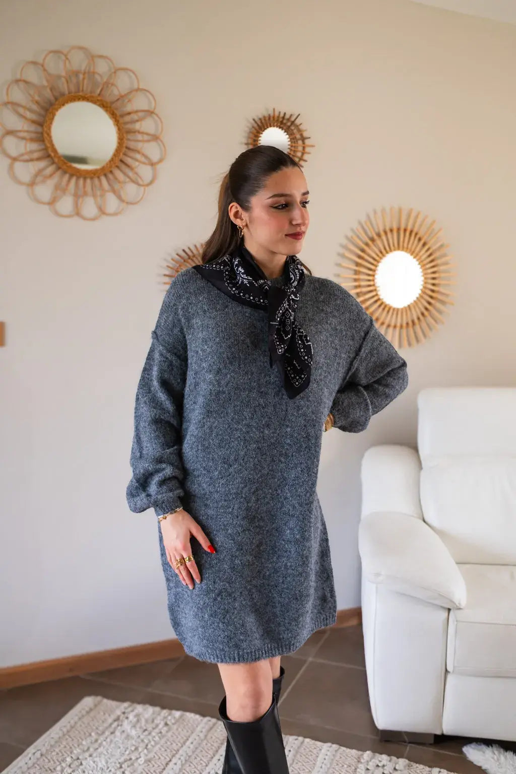 Robe pull Rachelle gris foncé & son foulard