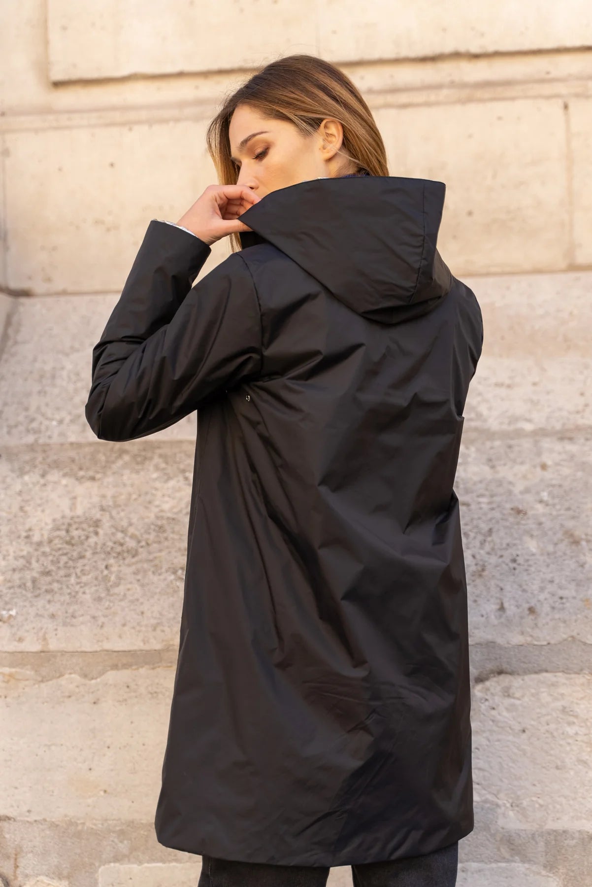 Imperméable rembourré mi-saison Laura Jo - Mandy long noir/doré - DÉSTOCKAGE taille S, XL et 46