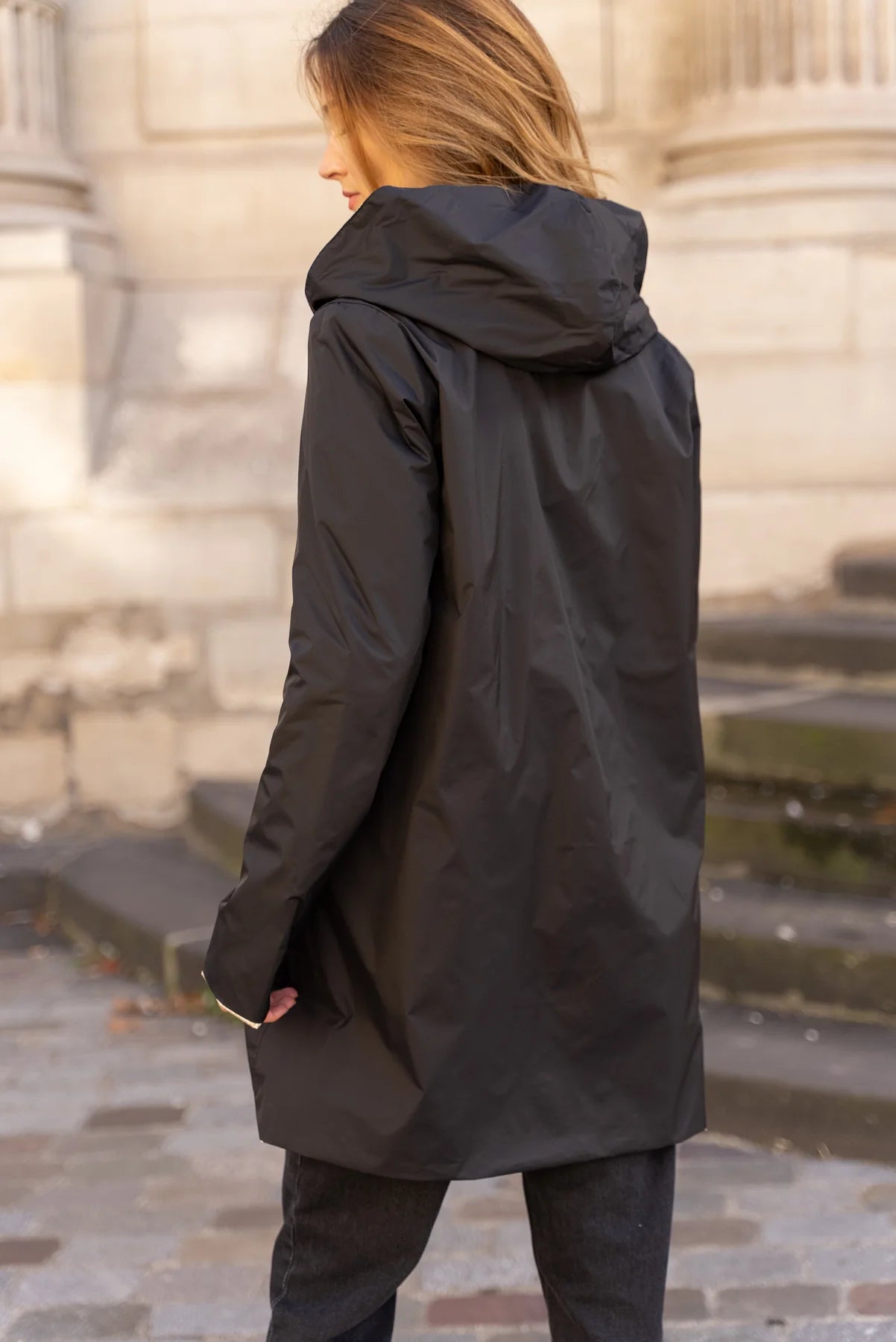 Imperméable réversible Laura Jo noire/dorée - Elena longue - DÉSTOCKAGE taille S, XL et 48
