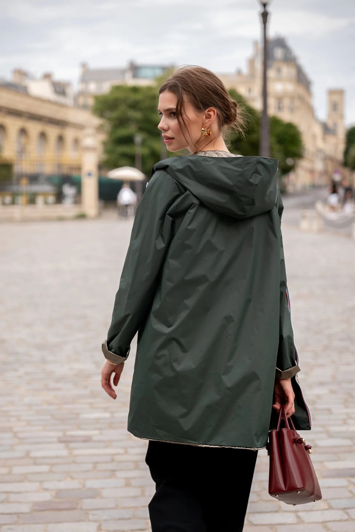 Imperméable réversible Laura Jo vert forêt/bronze - Elena longue