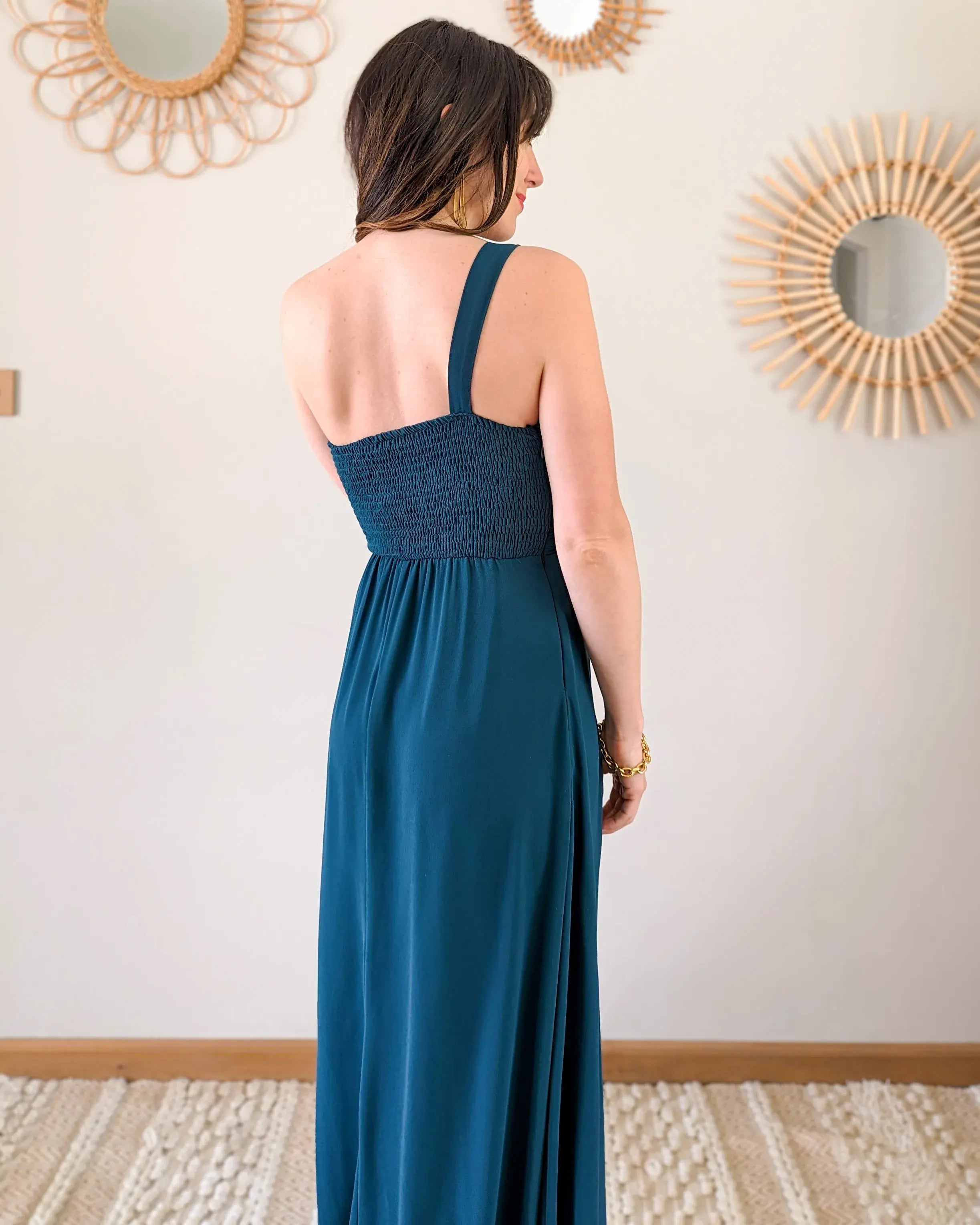 Robe longue verte - Romane