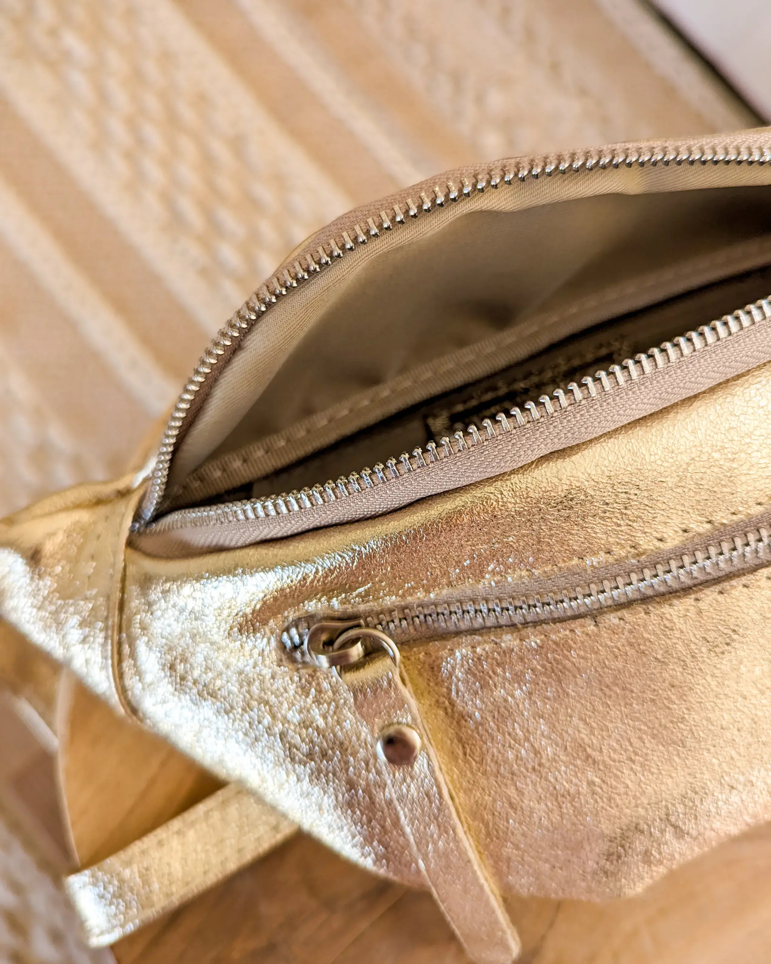 Sac banane en cuir - Chuck doré