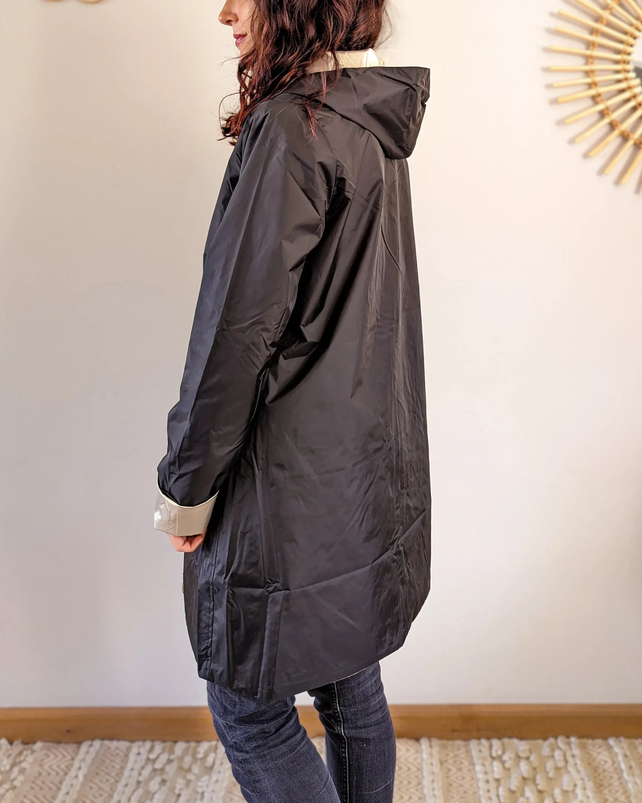 Imperméable réversible Laura Jo noire/dorée - Elena longue - DÉSTOCKAGE taille S, XL et 48