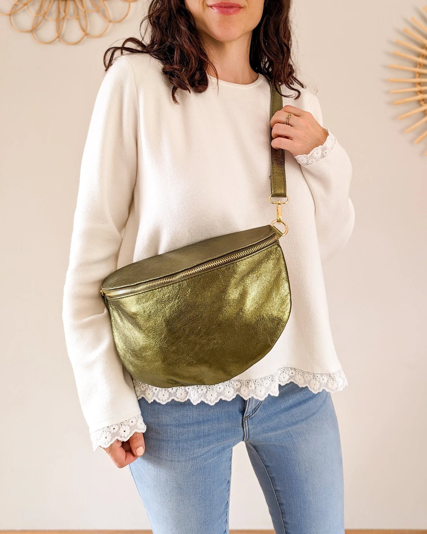 Sac banane XL en cuir irisé - Jacob kaki
