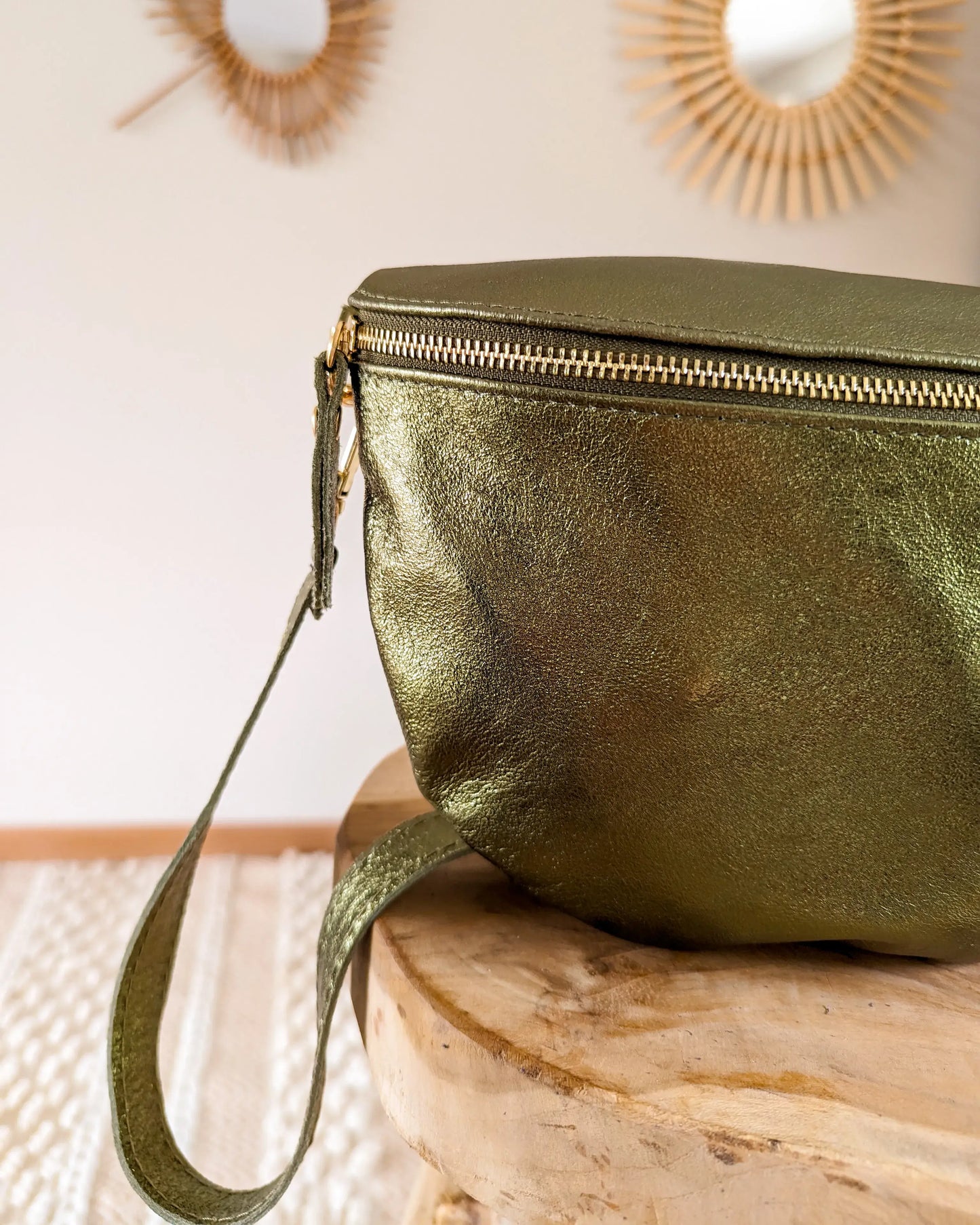 Sac banane XL en cuir irisé - Jacob kaki