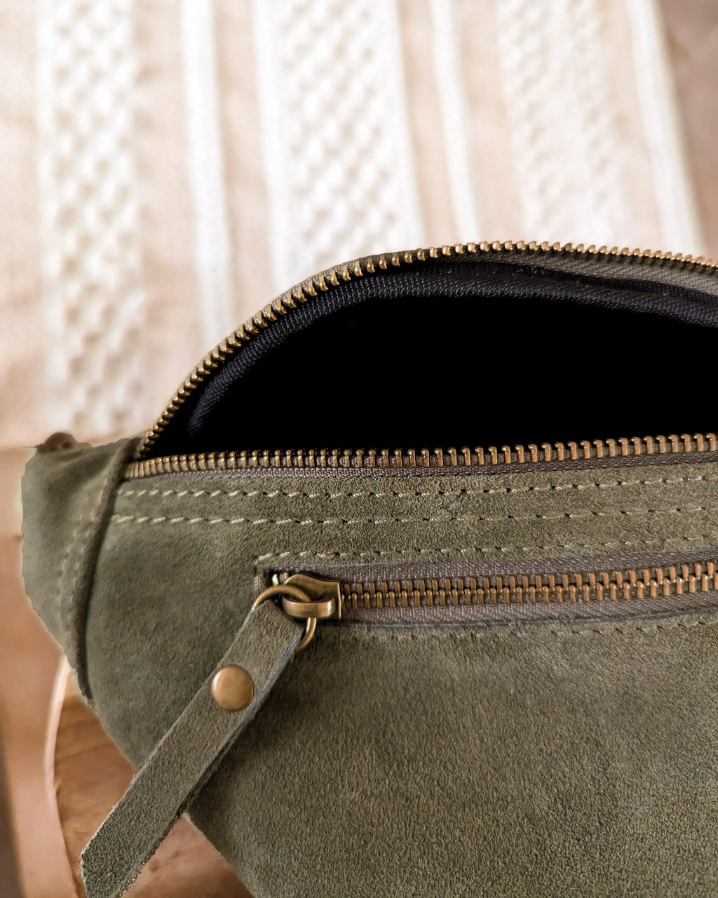 Sac banane en cuir velours - Hunter kaki