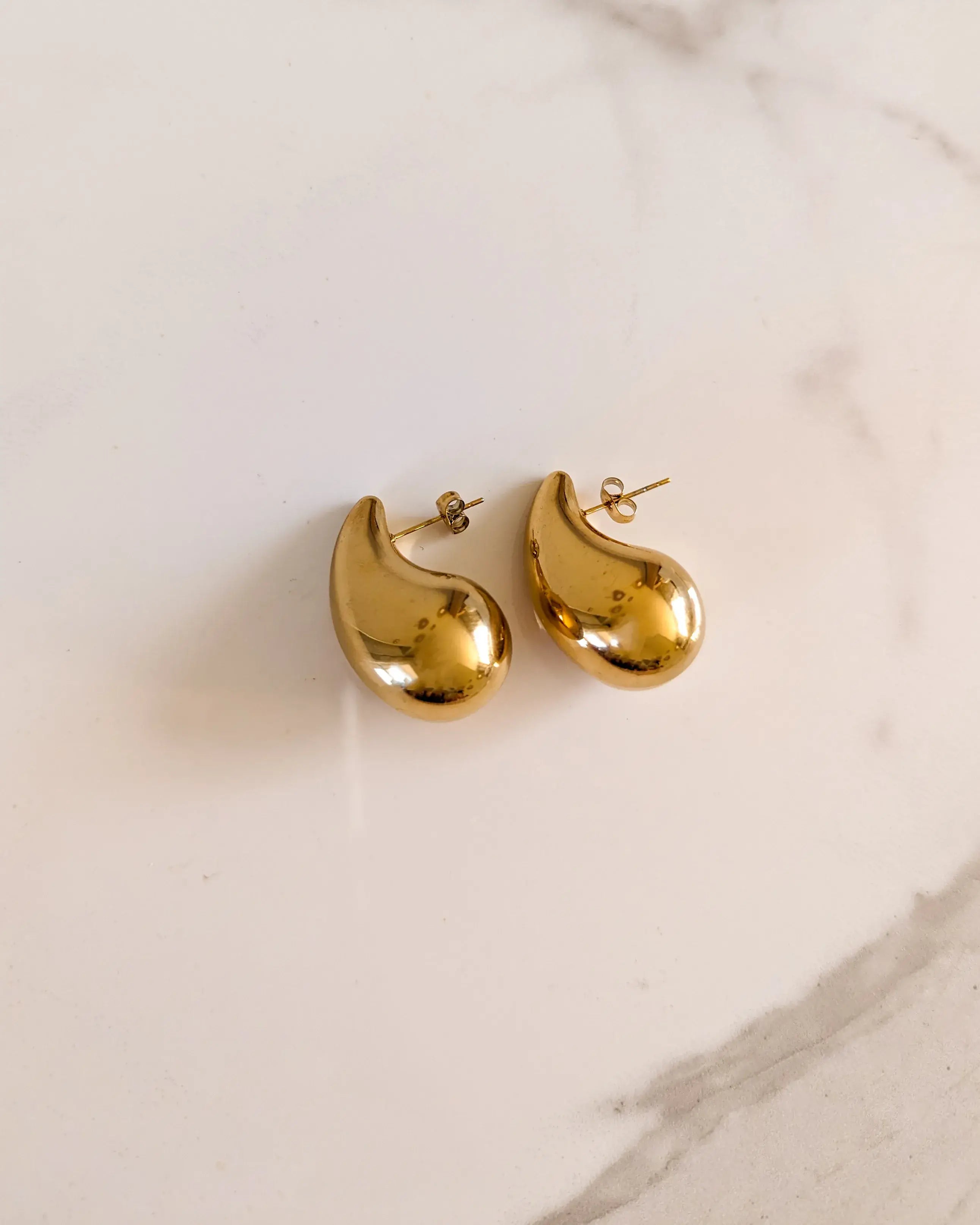 Boucles d'oreilles goutte dorées - Jaya