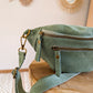 Sac banane en cuir velours - Hunter vert d'eau