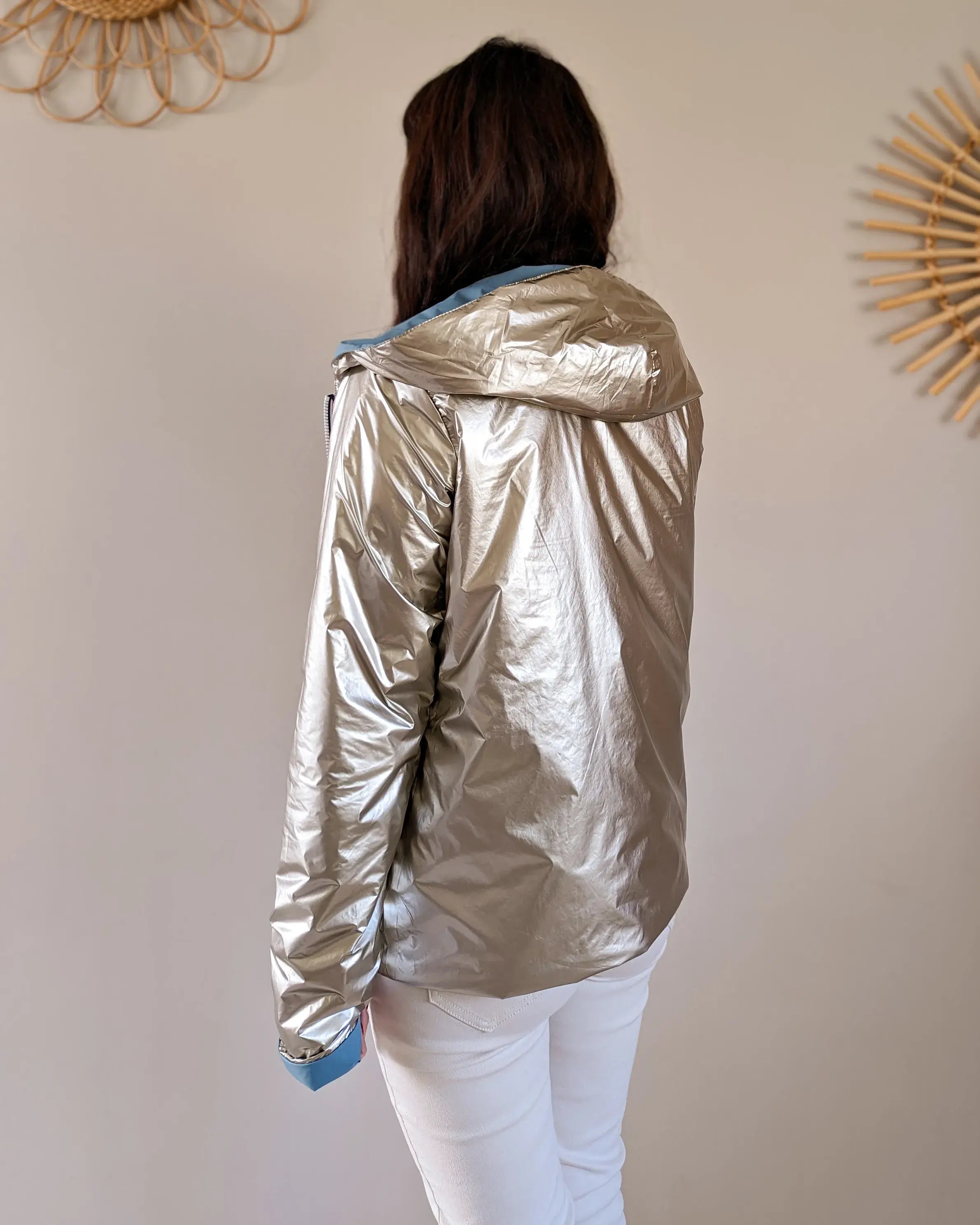 Imperméable rembourré mi-saison Laura Jo - Mandy court bleu ciel/doré - DÉSTOCKAGE taille S