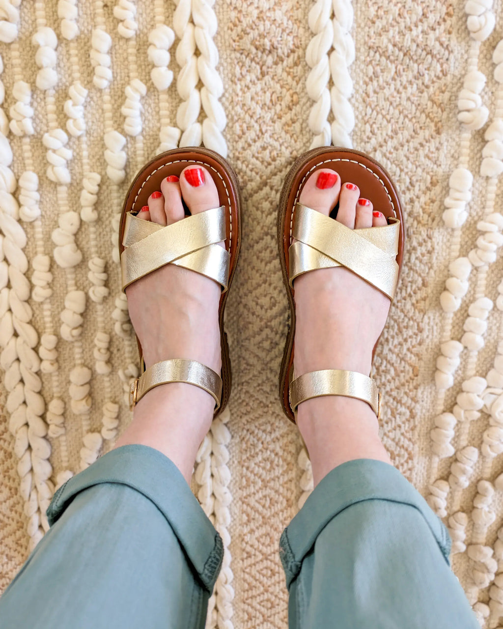 Sandales croisées dorées - Capri