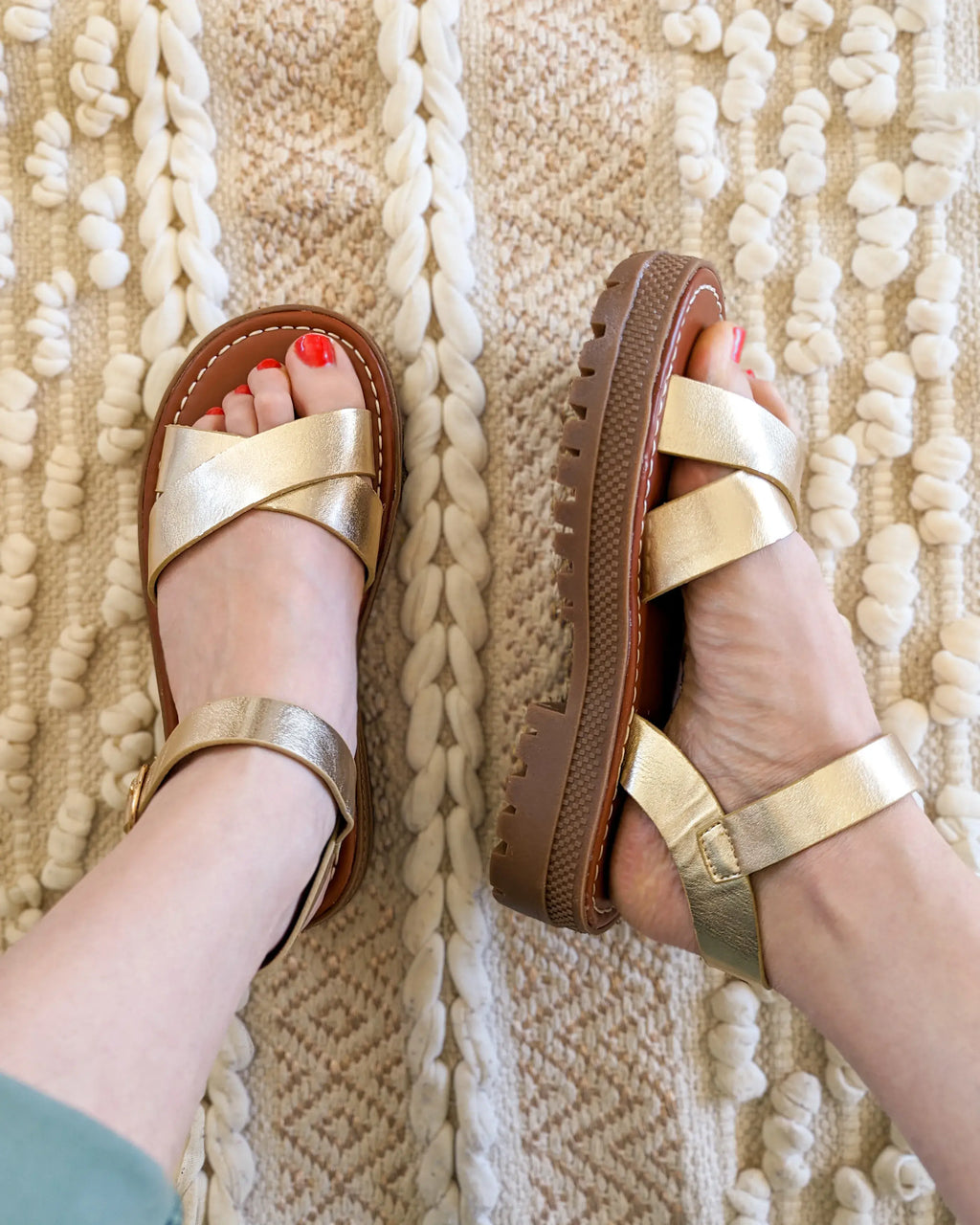 Sandales croisées dorées - Capri